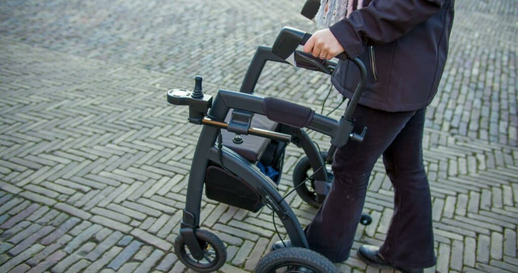 adjustable rollator