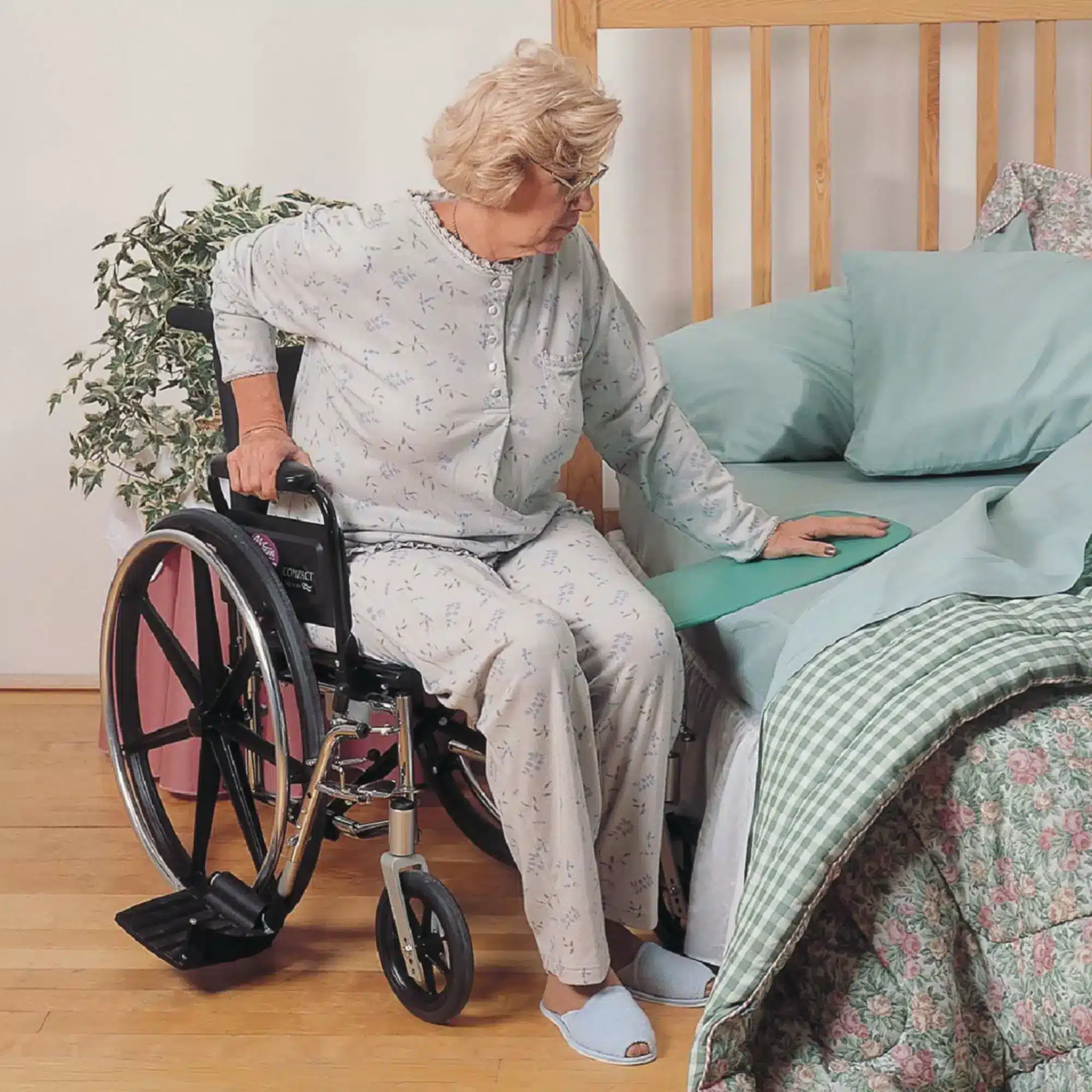 Homecraft Curved Transfer Board - Image 2